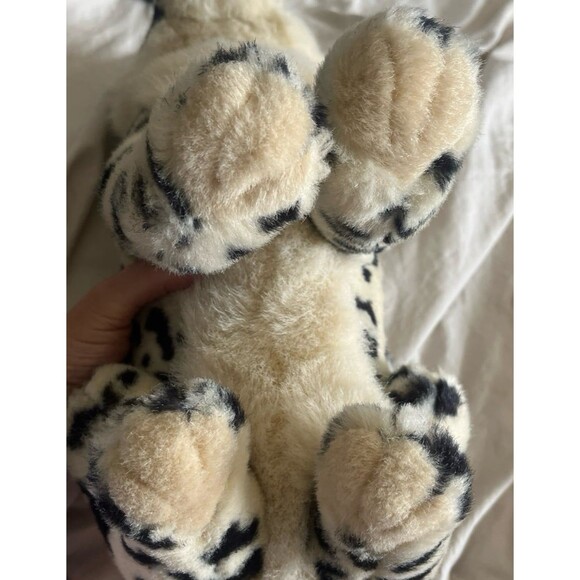 Rare Vintage 24” Snow Leopard Plush - Picture 8 of 8